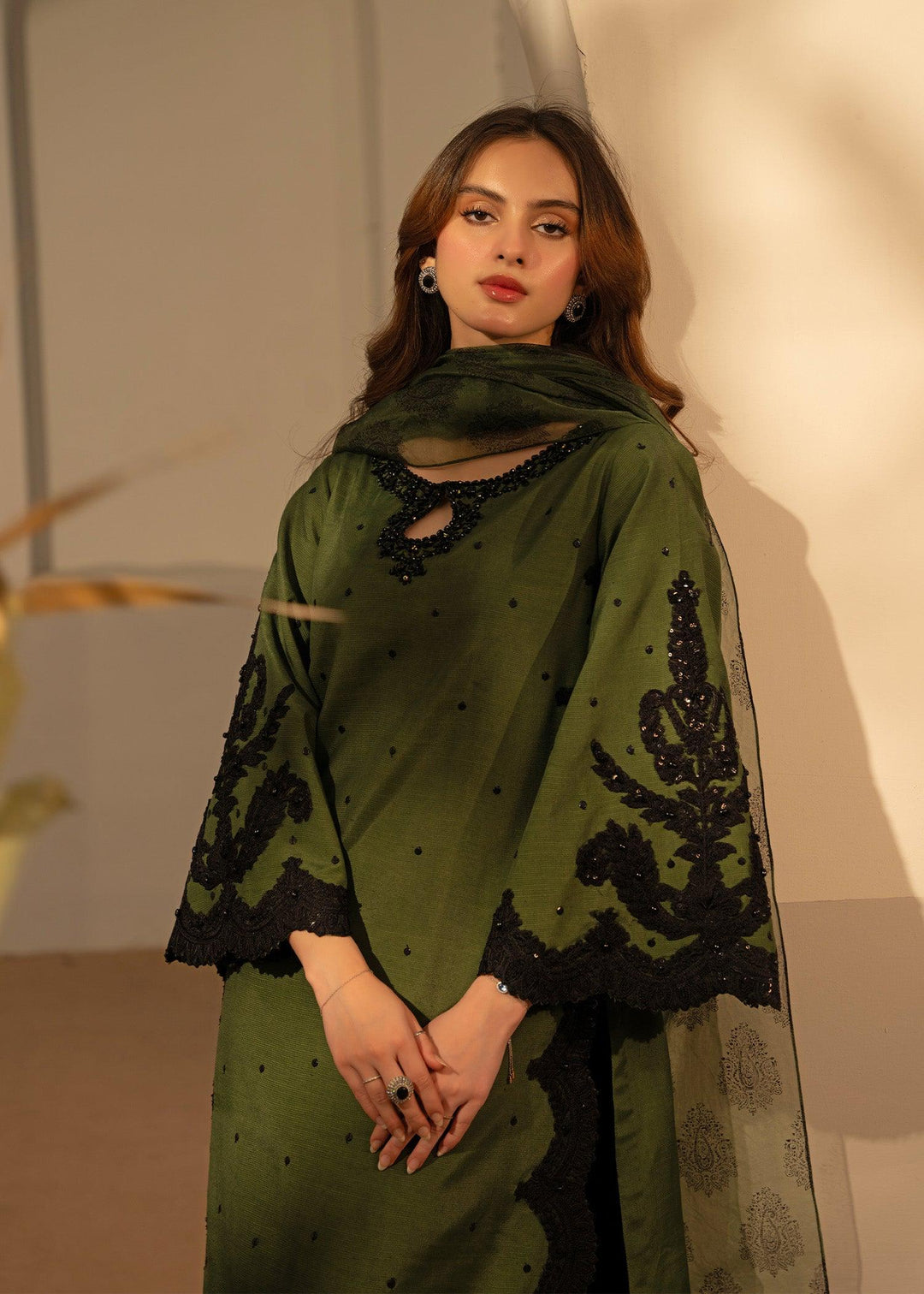 Best Selling - Hinaar - 03 pc stitched suit